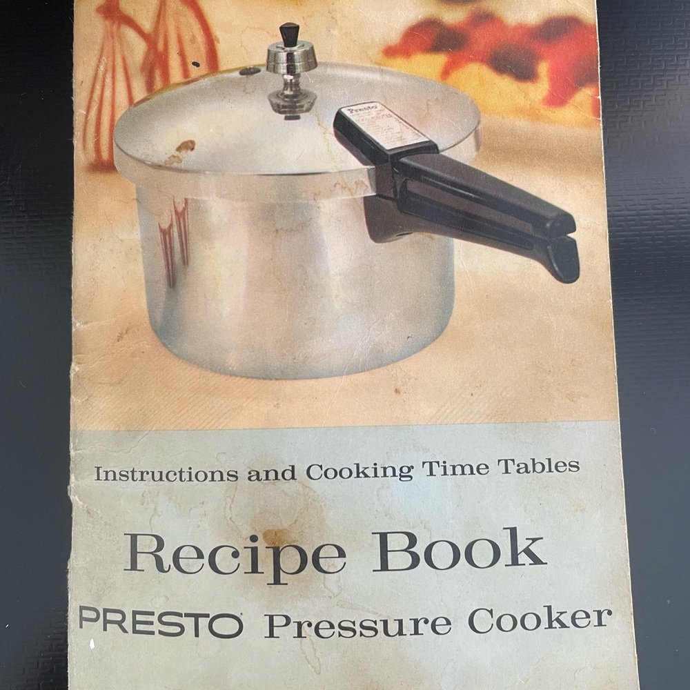 Vintage Presto 6 Quart Pressure Cooker - Picture 7 of 8